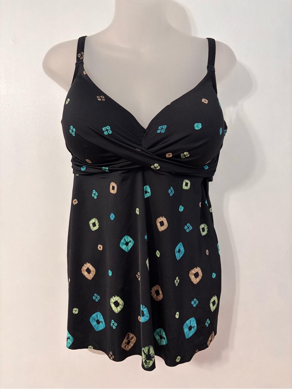 CoCo Reef Contours Diamond Wrap Bra Sized Underwire Tankini Top Size 14 / 38 D
